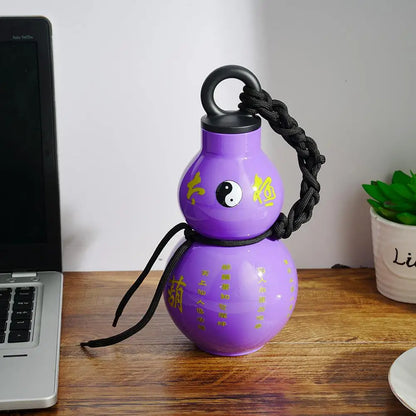 800ML Retro Gourd Water Bottle – Vintage Style with Carry Strap